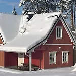 Hébergement de vacances Faflik - Air Con And Own Sauna, Swedish House No 001
