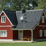 Hébergement de vacances Faflik - Air Con And Own Sauna, Swedish House No 001 *