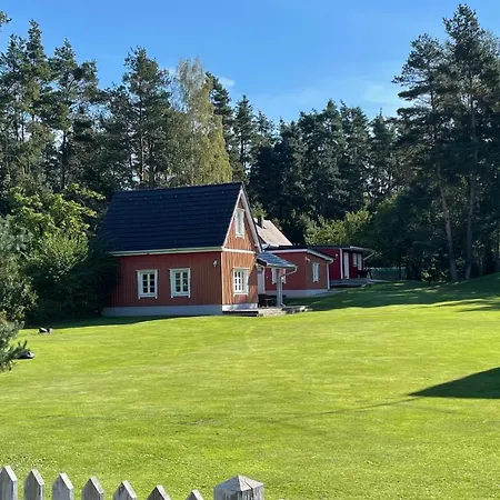 Faflik - Air Con And Own Sauna, Swedish House No 001 Dom wakacyjny *