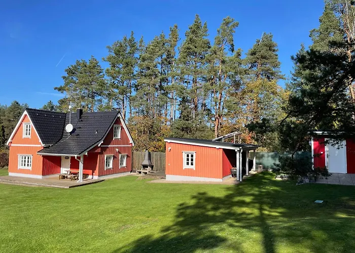 Nyaraló Faflik - Air Con And Own Sauna, Swedish House No 001